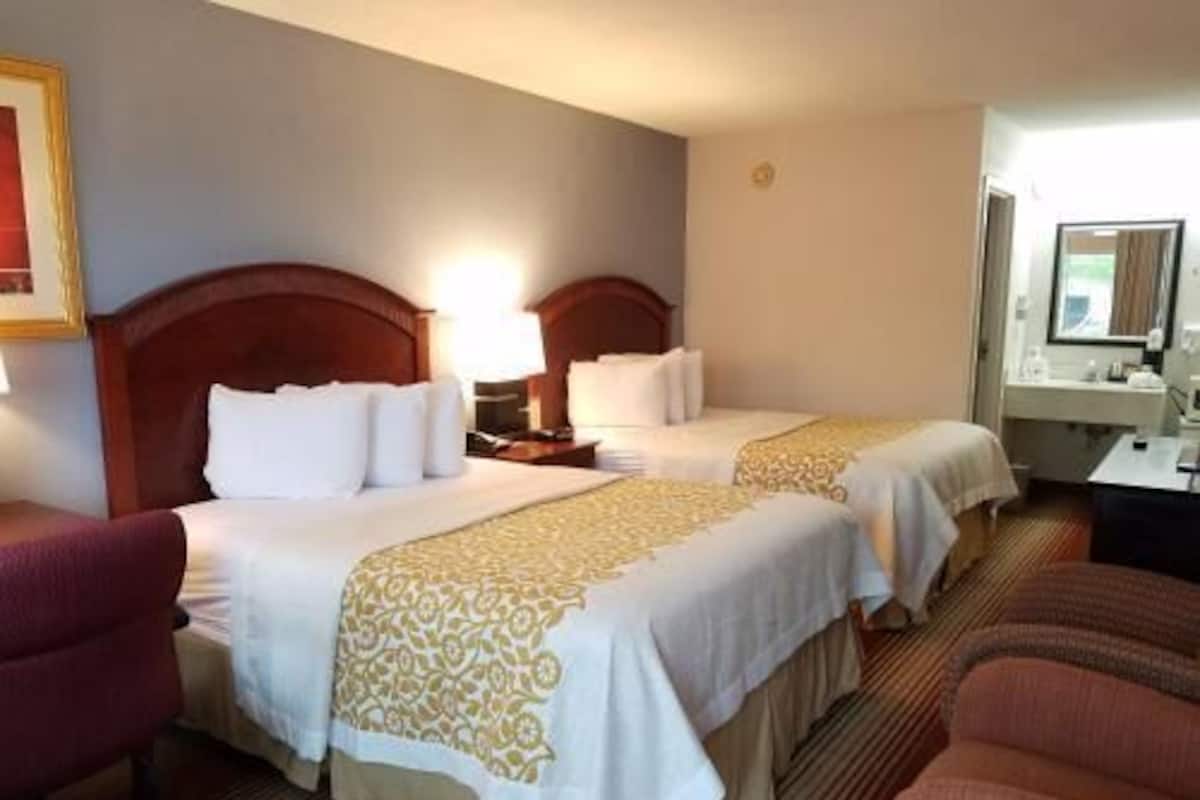 Premium bedding, pillowtop beds, in-room safe, desk
