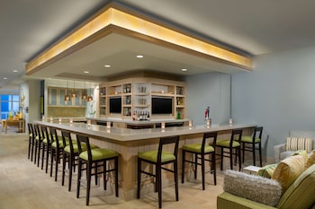 2 restaurants, breakfast, dinner served; American cuisine at Hilton Garden Inn Key West / The Keys Collection