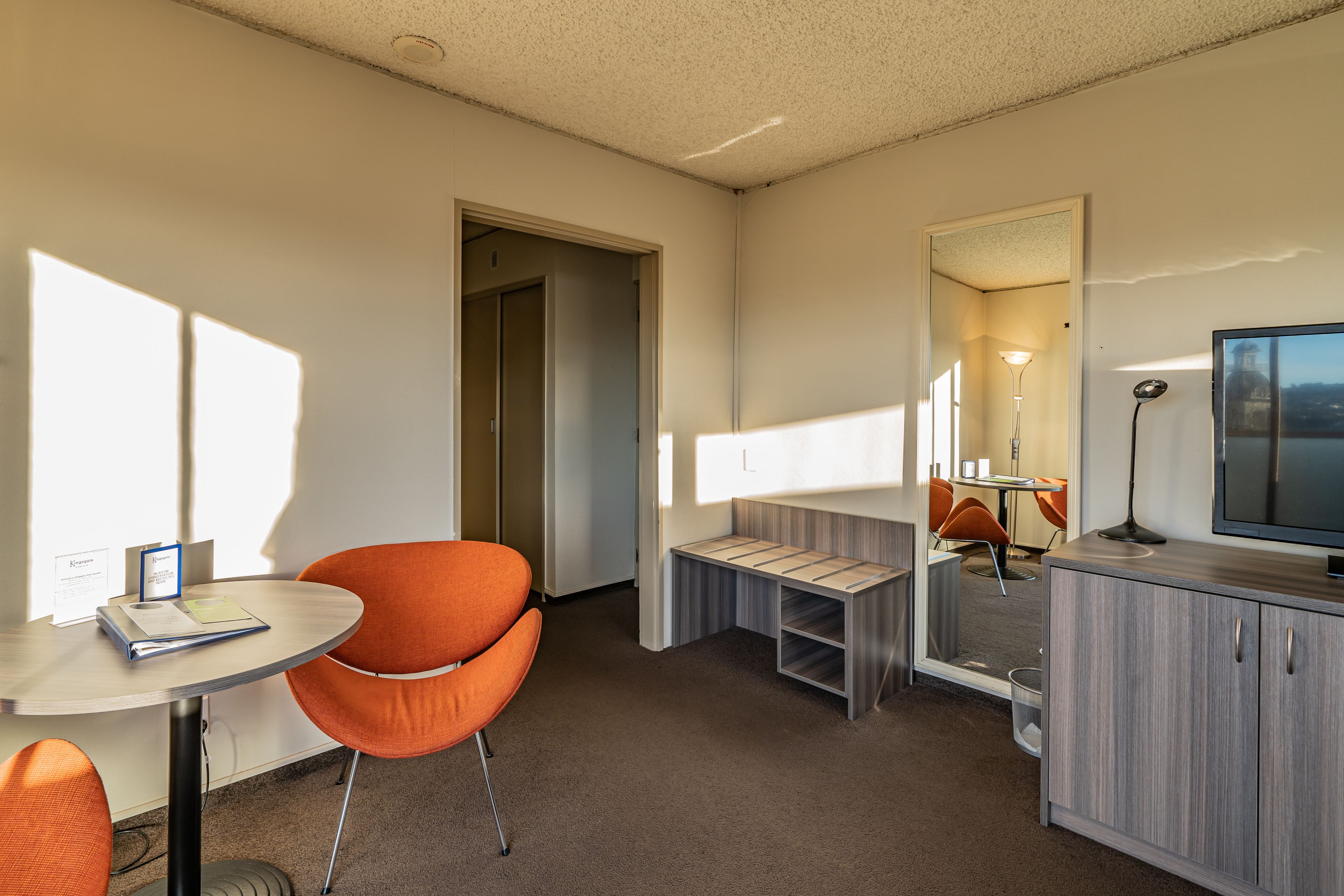 Standard Room, 1 Queen Bed | Premium bedding, blackout drapes, iron/ironing board, free WiFi