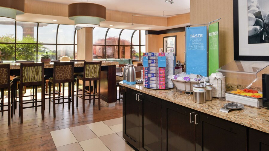 Hampton Inn Staunton