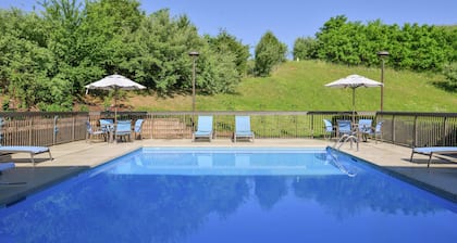 Hampton Inn Staunton
