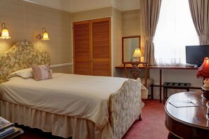 Desk, free WiFi, bed sheets, alarm clocks
