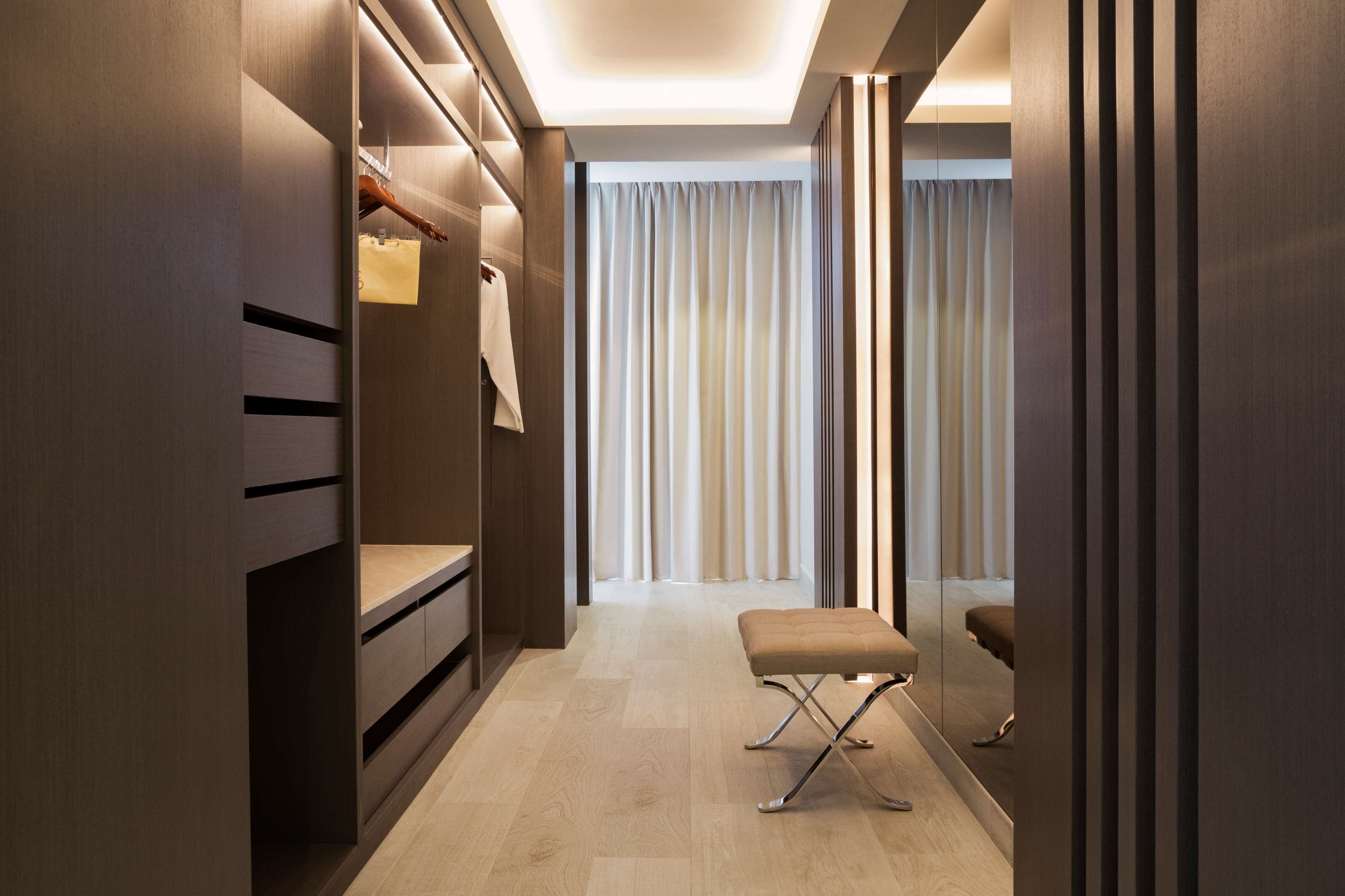 Literie de qualité supérieure, surmatelas, minibar