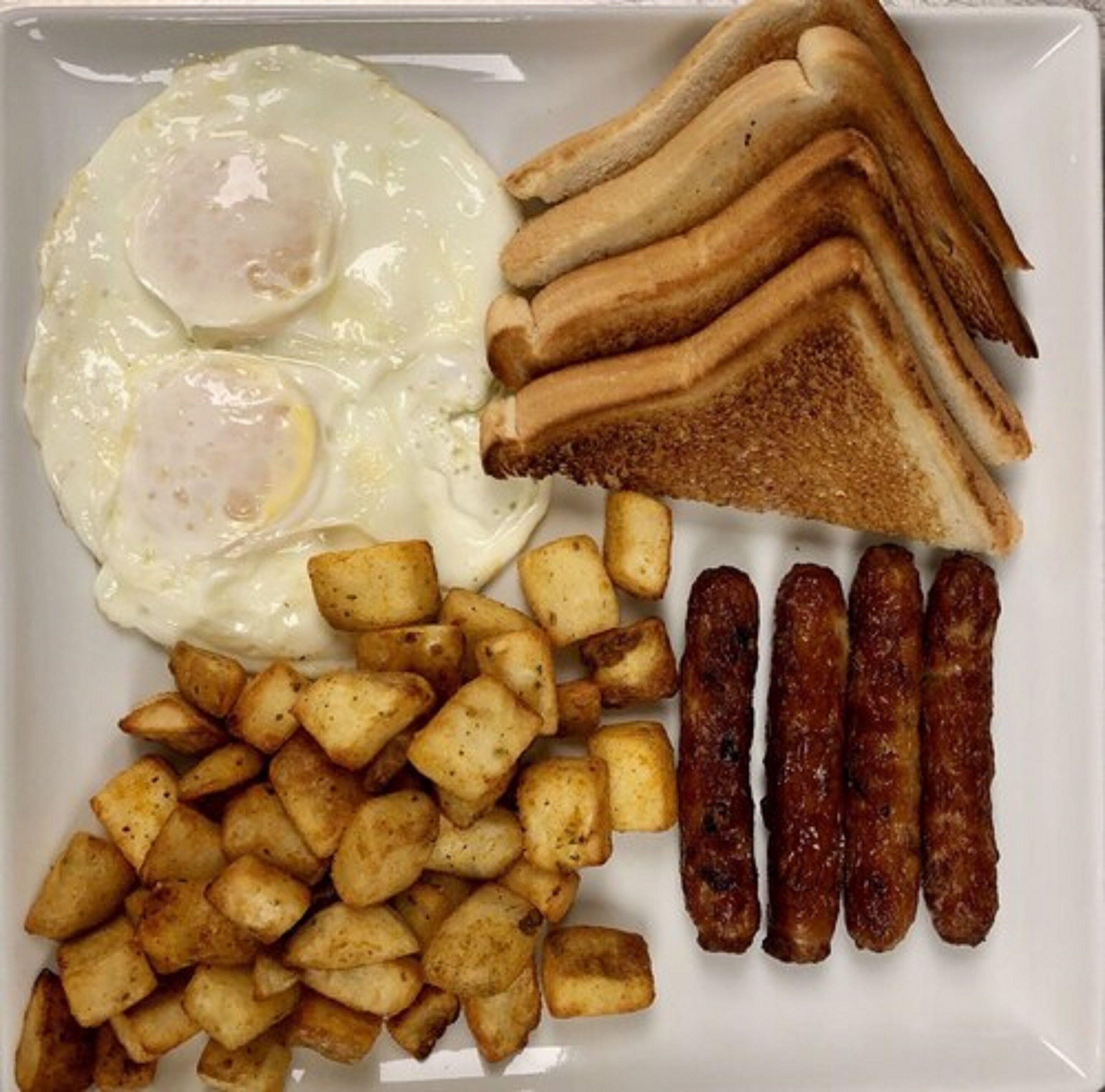 daily cooked-to-order breakfast for a fee