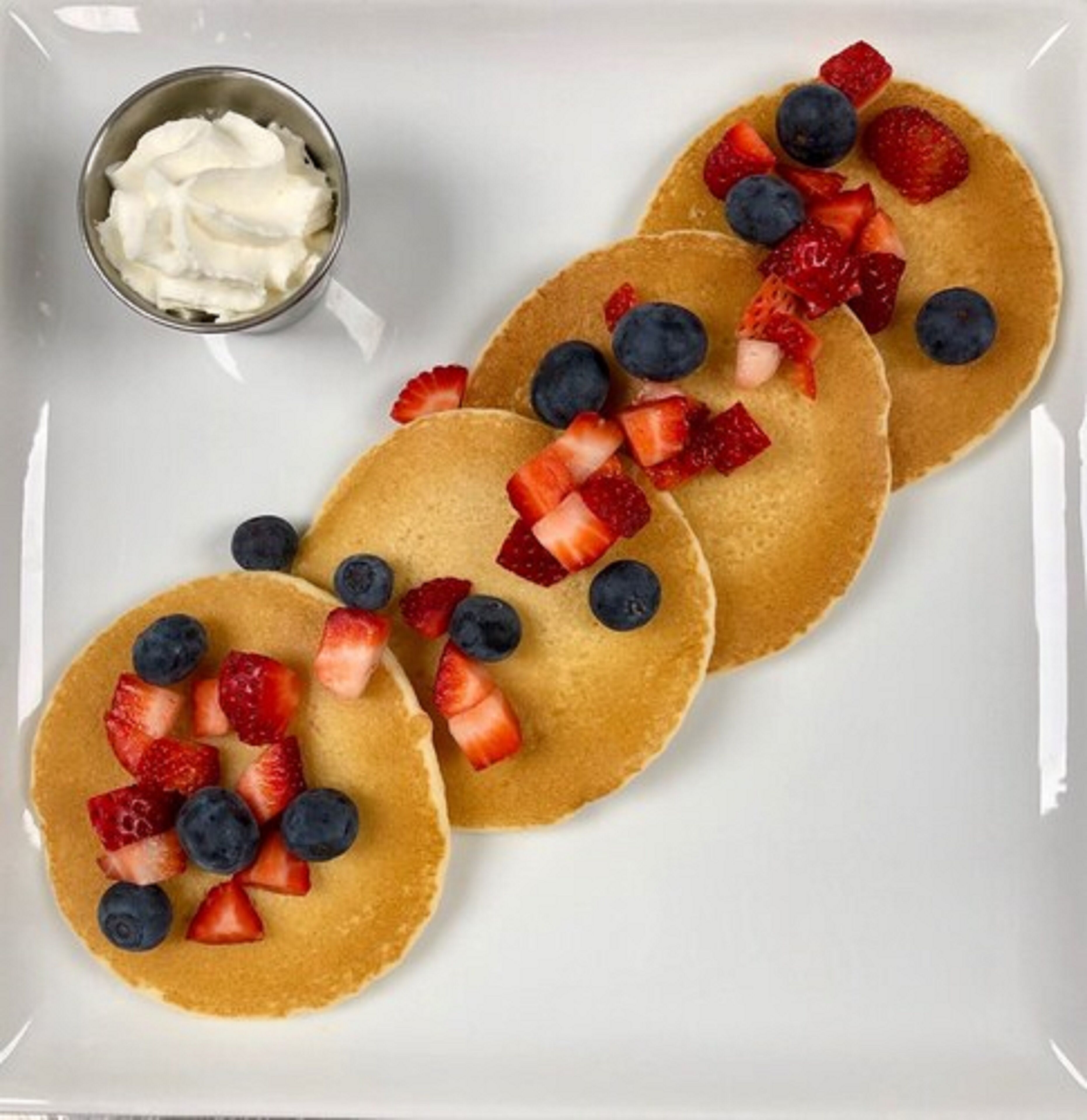 daily cooked-to-order breakfast for a fee