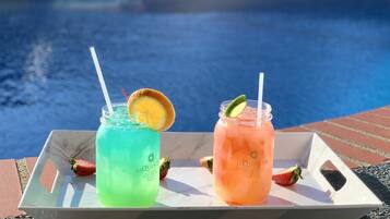 Seasonal outdoor pool, pool umbrellas