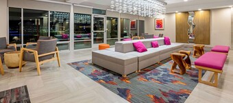 La Quinta Inn & Suites by Wyndham Seattle Federal Way