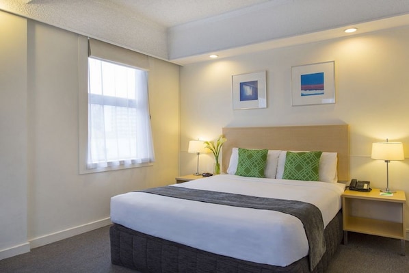 Zimmer (Queen) | 1 Schlafzimmer, hochwertige Bettwaren, Zimmersafe