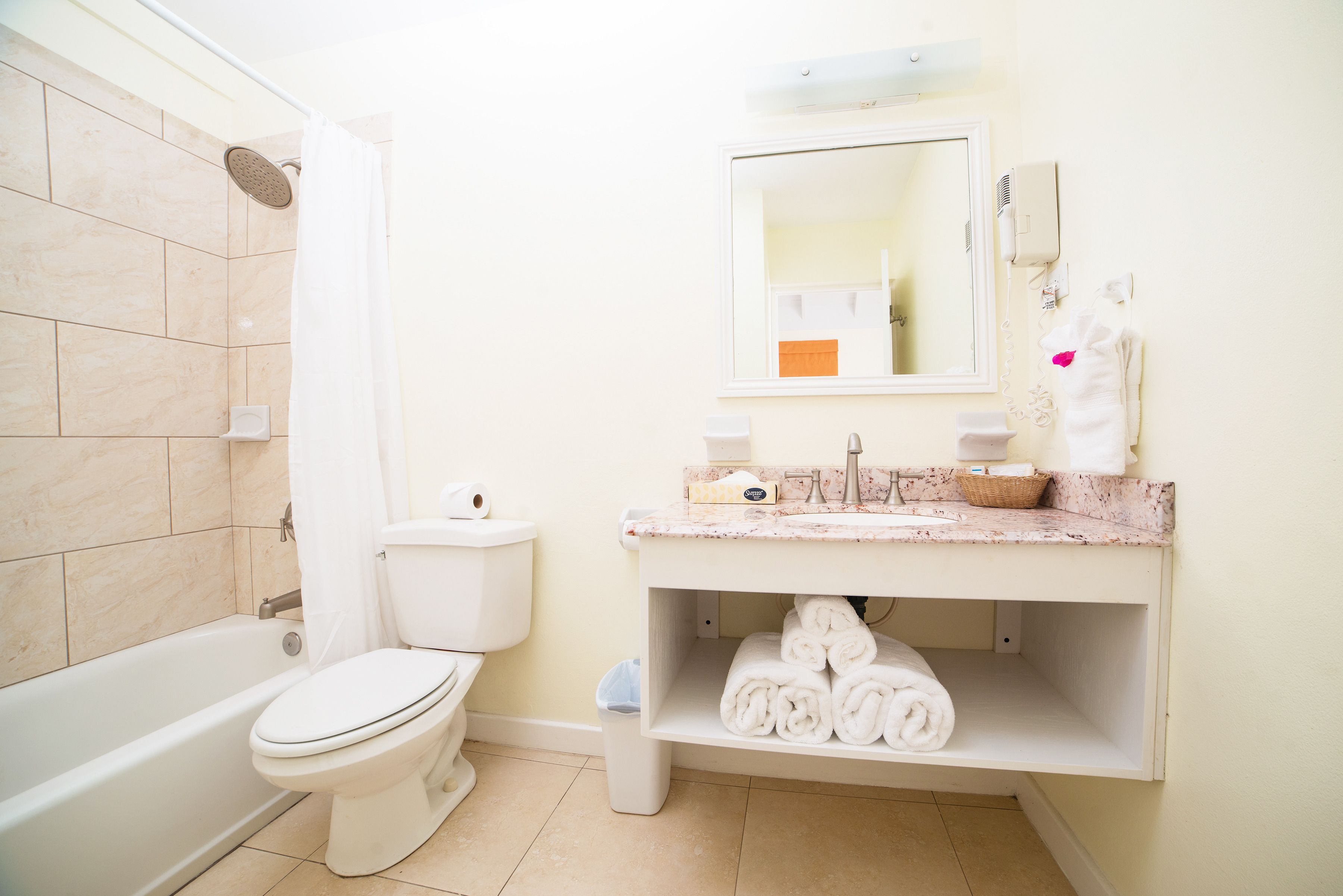 superior cottage, 2 bedrooms, kitchenette | bathroom | eco-friendly toiletries, hair dryer, towels