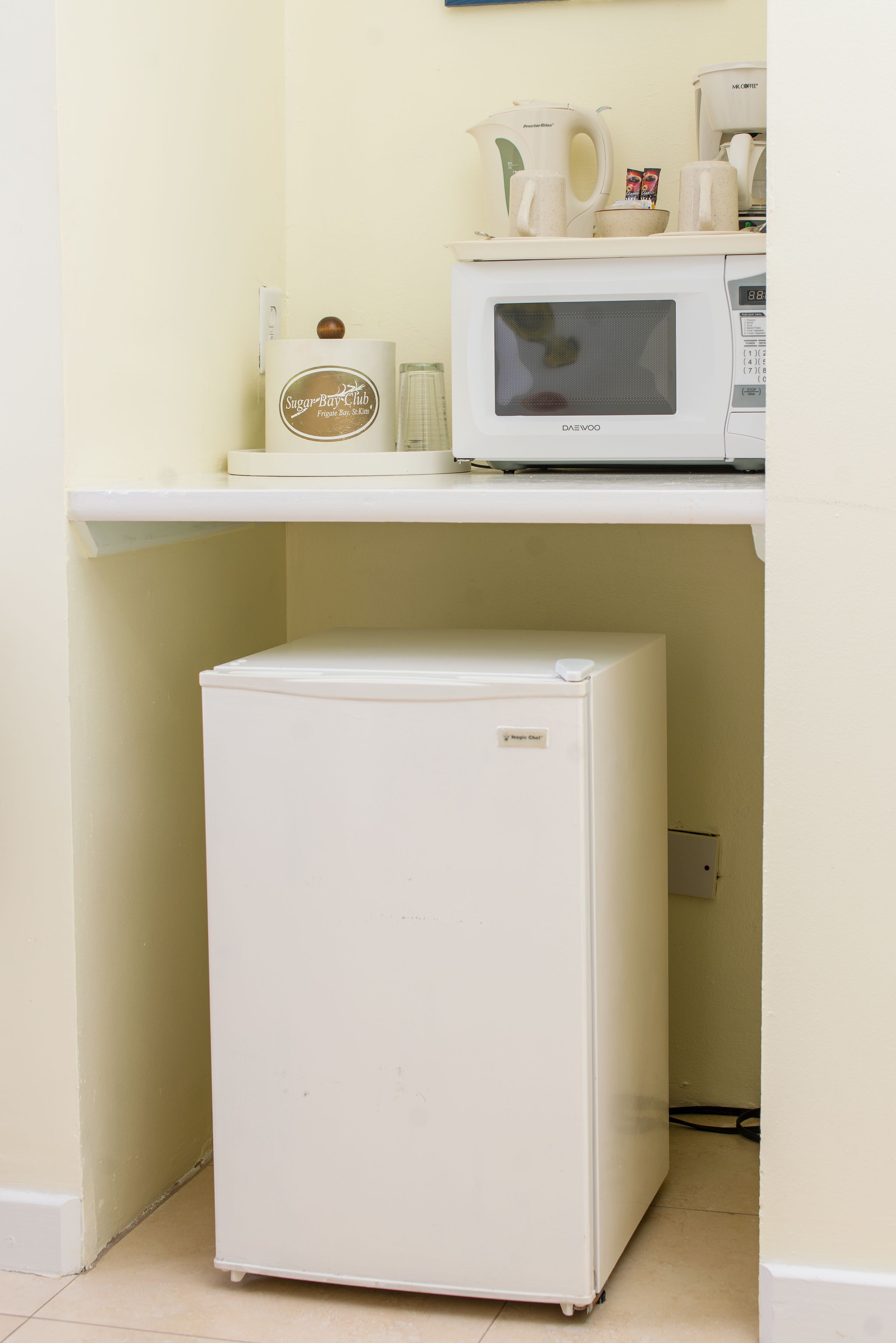 superior room, ocean view, sea facing | mini fridge