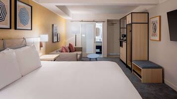 Premium bedding, in-room safe, desk, laptop workspace