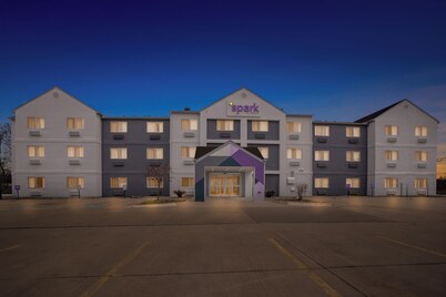 Spark by Hilton Moline Quad Cities