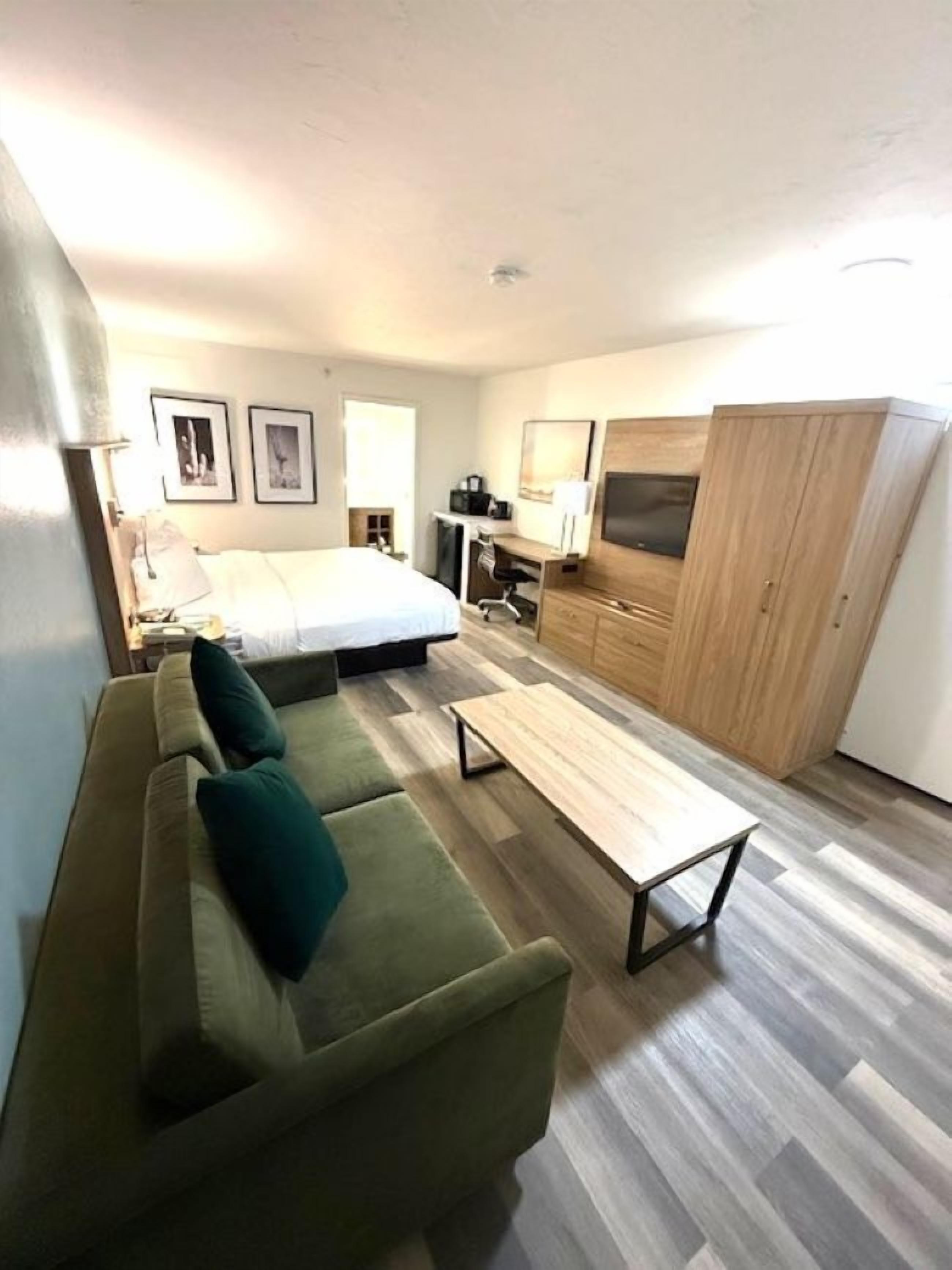 Iron/ironing board, rollaway beds, free WiFi, bed sheets