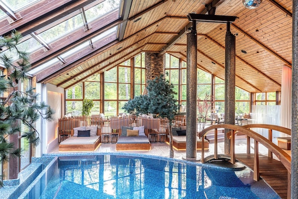 Sauna, hot tub, body treatments, body wraps, body scrubs, facials