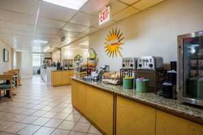 Café da manhã continental grátis todos os dias