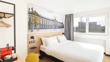 Comfort tweepersoonskamer, niet-roken | Luxe beddengoed, een bureau, geluiddichte muren