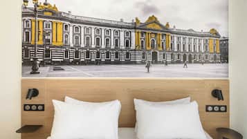 Comfort tweepersoonskamer, niet-roken | Luxe beddengoed, een bureau, geluiddichte muren