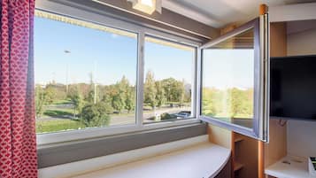 Premium bedding, desk, soundproofing, iron/ironing board