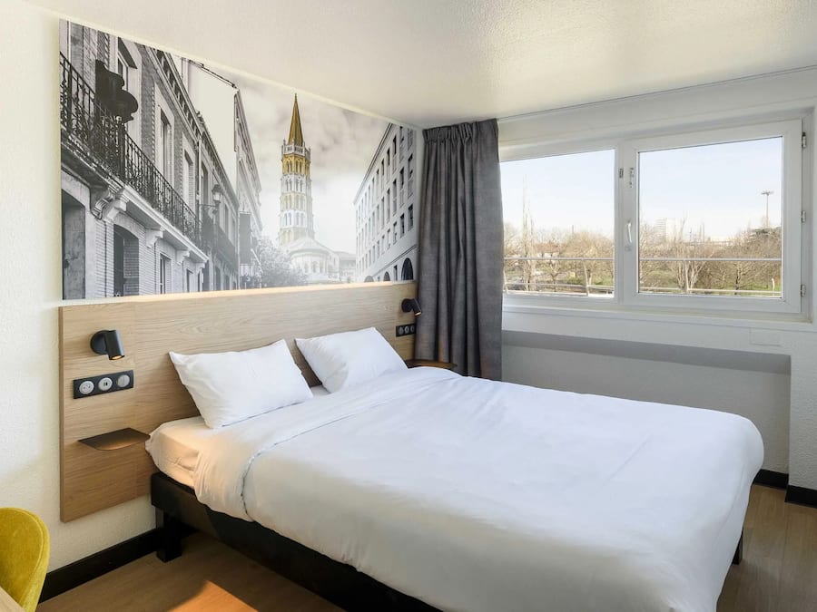 Literie de qualité supérieure, bureau, chambres insonorisées