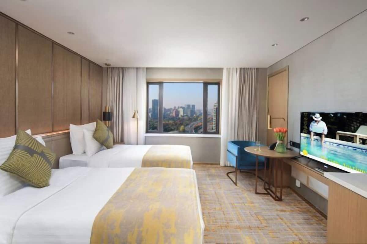 Minibar, in-room safe, blackout curtains, soundproofing