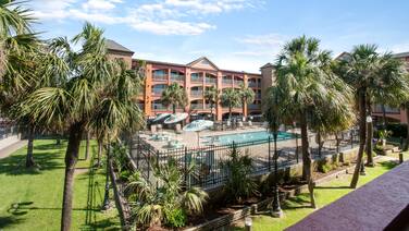 Beachfront Palms Hotel Galveston