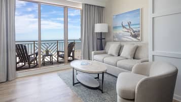 Junior Suite (King With Sleeper Sofa - Gulf Front)