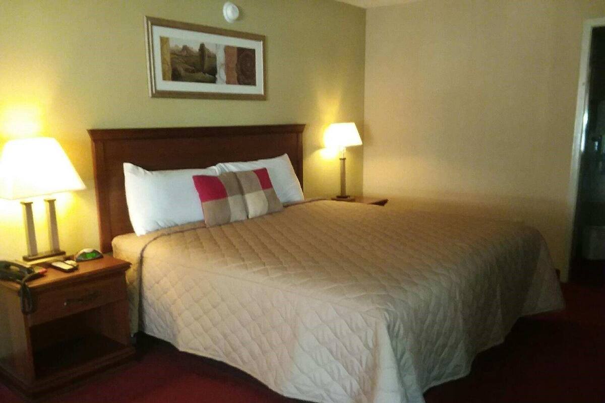 Kamar, 1 Tempat Tidur King, Bebas Asap Rokok | Meja kerja, ruang kerja ramah laptop, dan kedap suara