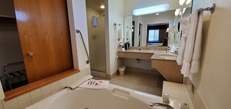 Studio Suite, 1 King Bed, Non Smoking | Bathroom | Hair dryer, towels. Baymont by Wyndham Seattle/Kirkland WA