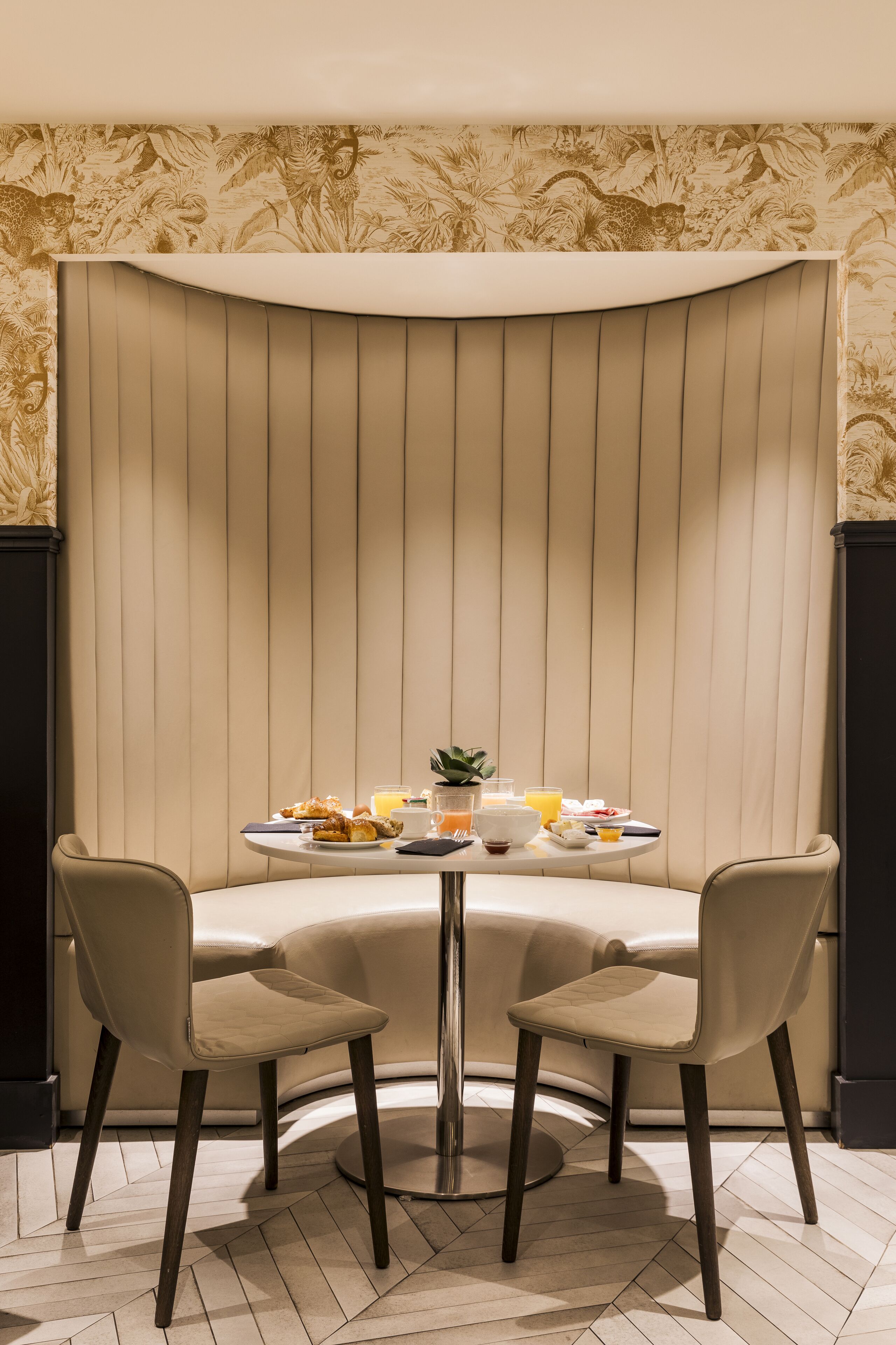 daily buffet breakfast (eur 15 per person)