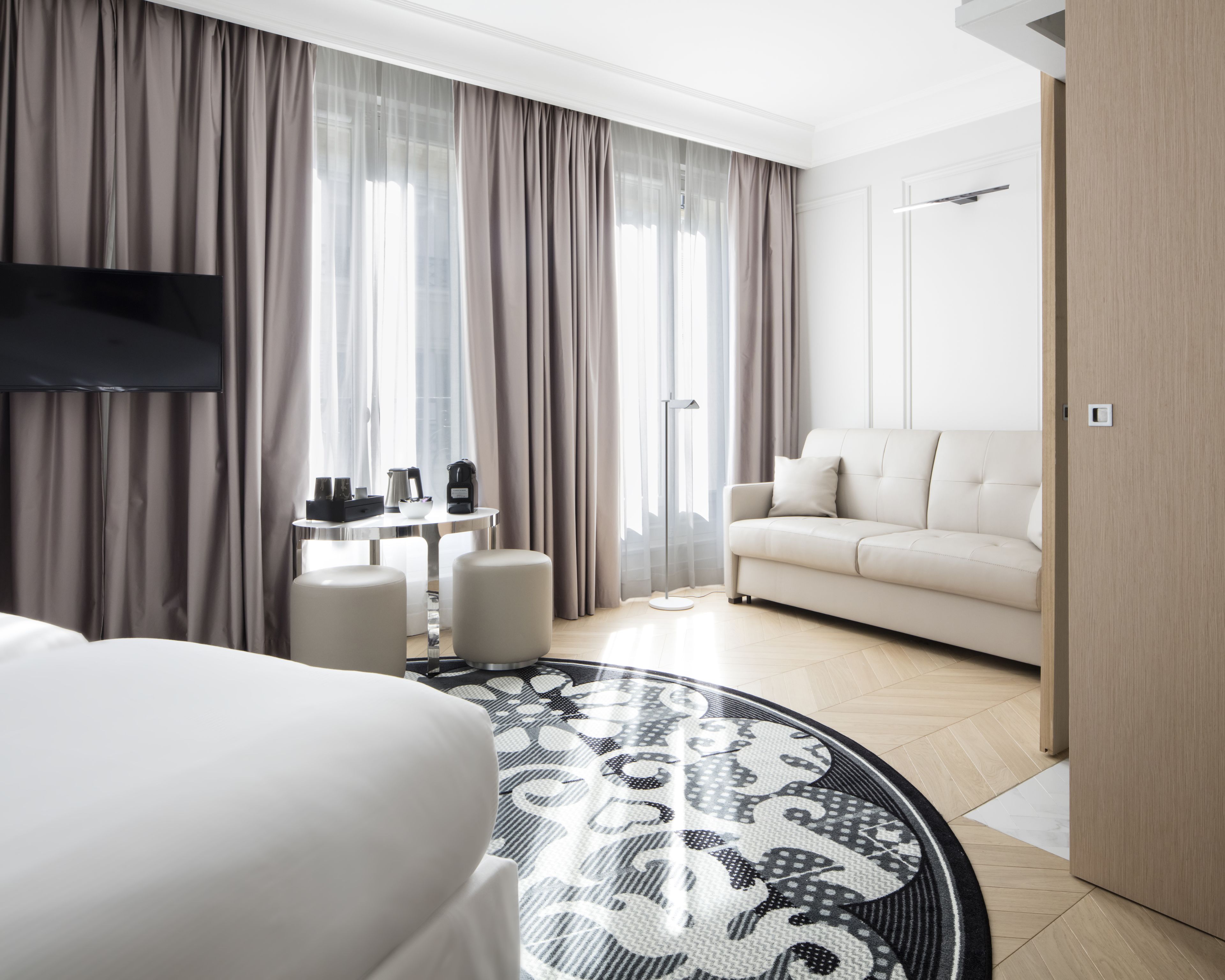 1 bedroom, premium bedding, in-room safe, desk