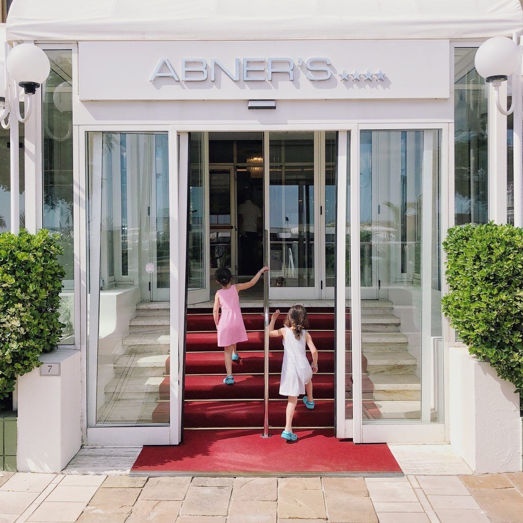 Photo - Hotel Abner's