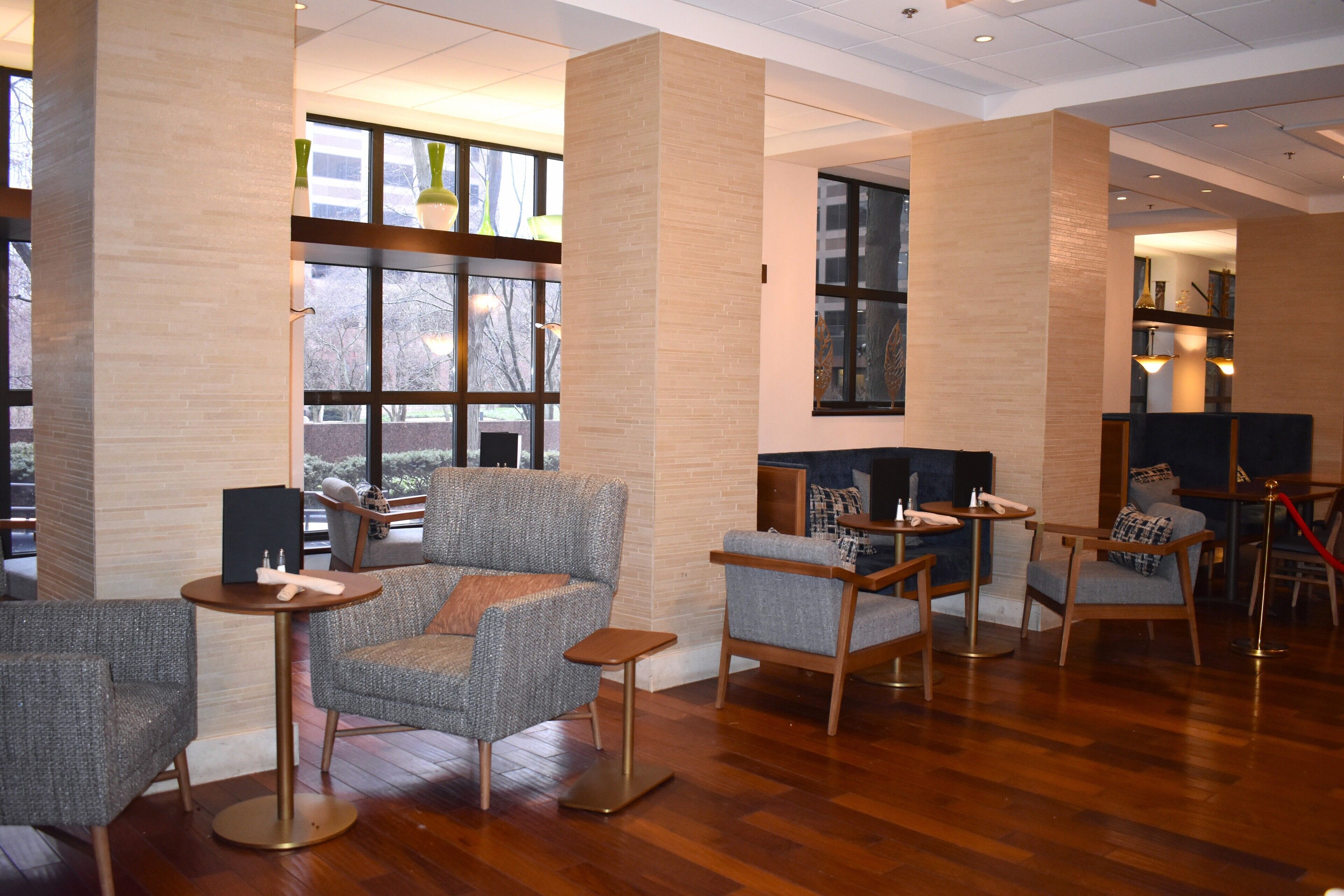 Photo - Chicago Marriott Suites O'Hare