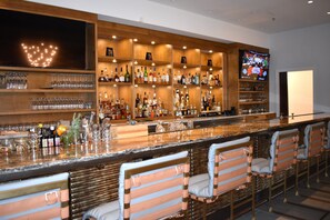 Bar (in der Unterkunft)