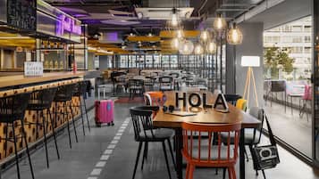 2 restaurants, lunch, dinner served; Mediterranean cuisine