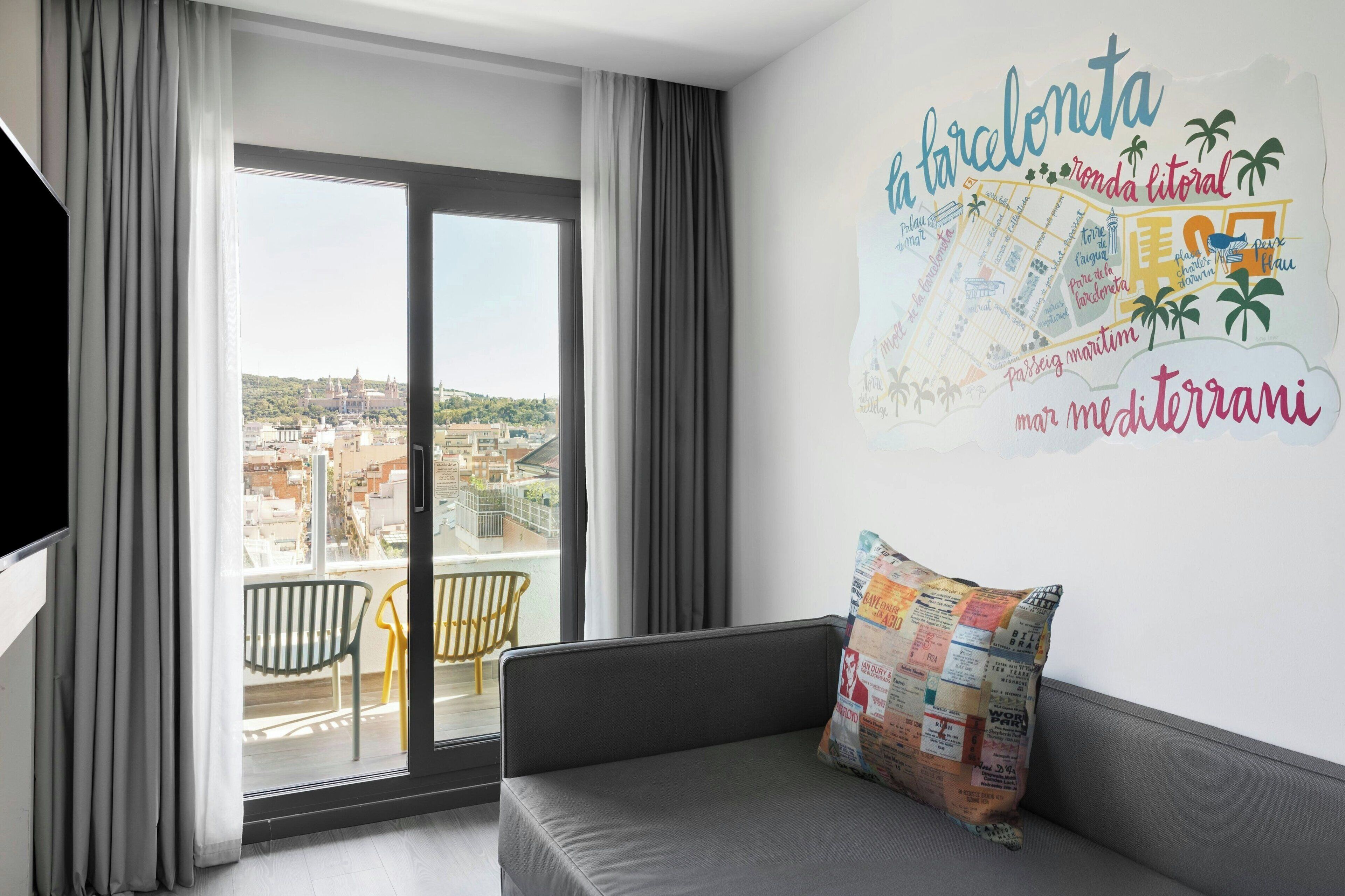 1 slaapkamer, luxe beddengoed, donzen dekbedden, een kluis op de kamer