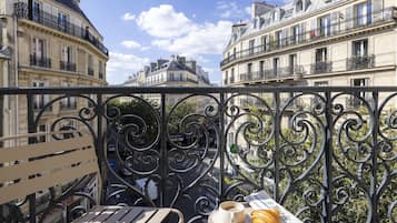 Chambre deluxe avec balcon | 陽台