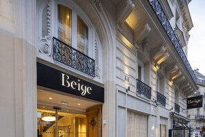 Front of property - Hôtel Beige (Paris)