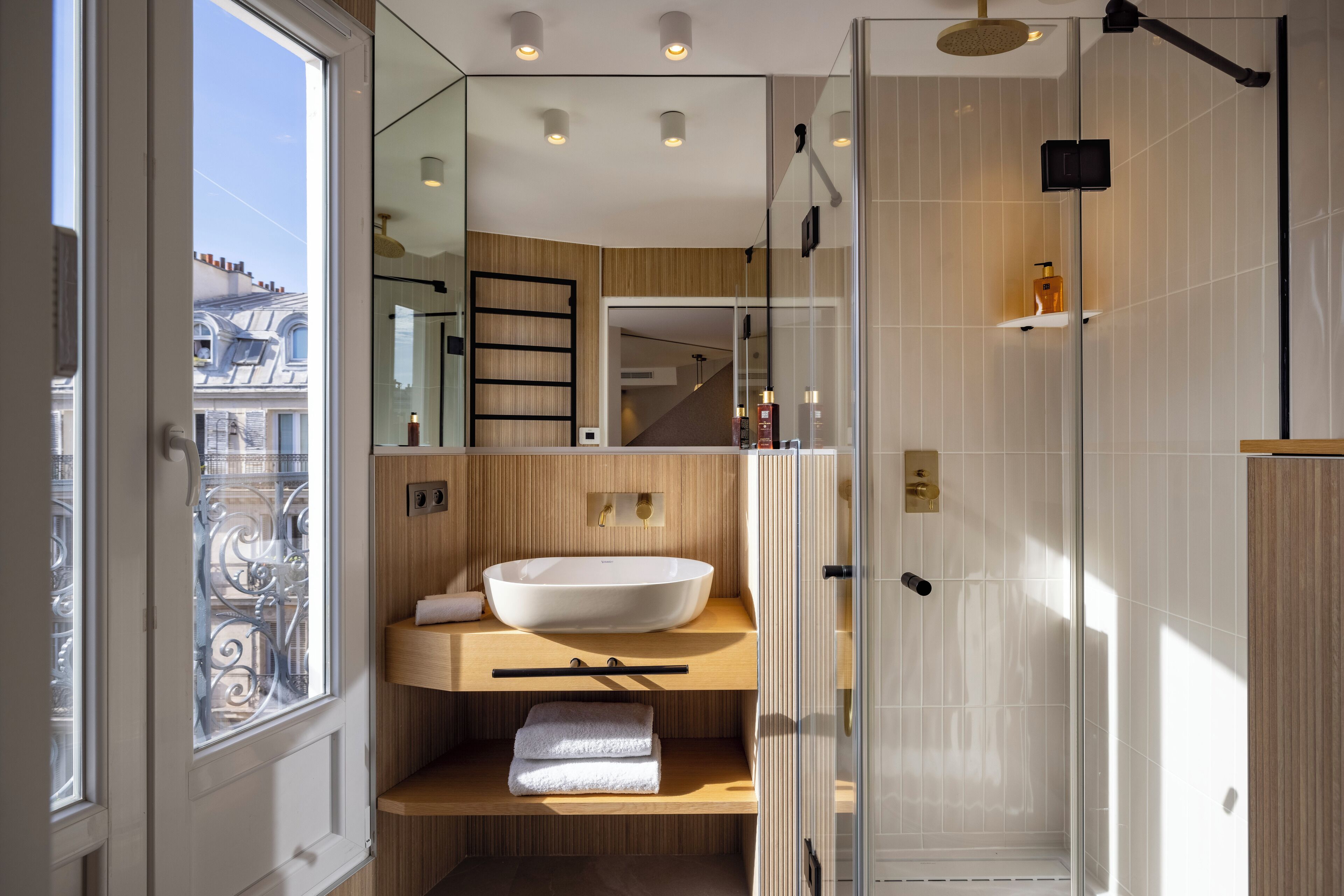prestige room - eiffel tower view | bathroom | free toiletries, hair dryer, towels, soap