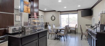 Best Western Webster Hotel, Nasa