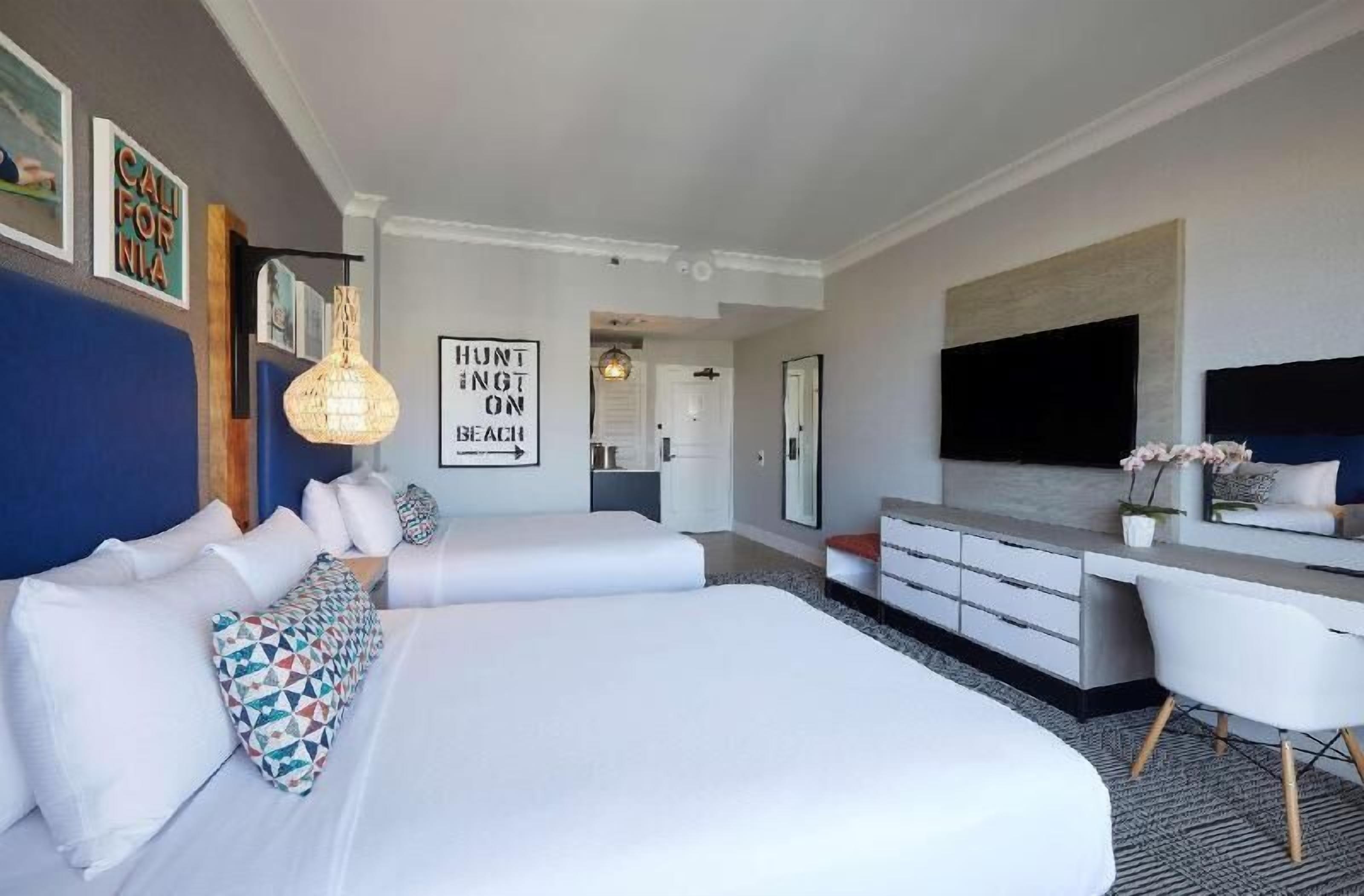 Ropa de cama de alta calidad y camas con pillow-top 
