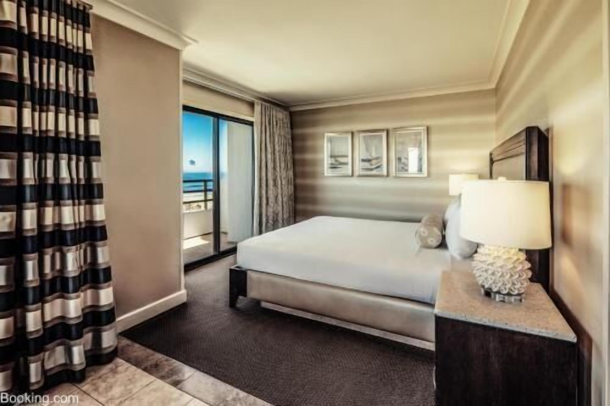 Premium bedding, pillowtop beds, in-room safe, iron/ironing board