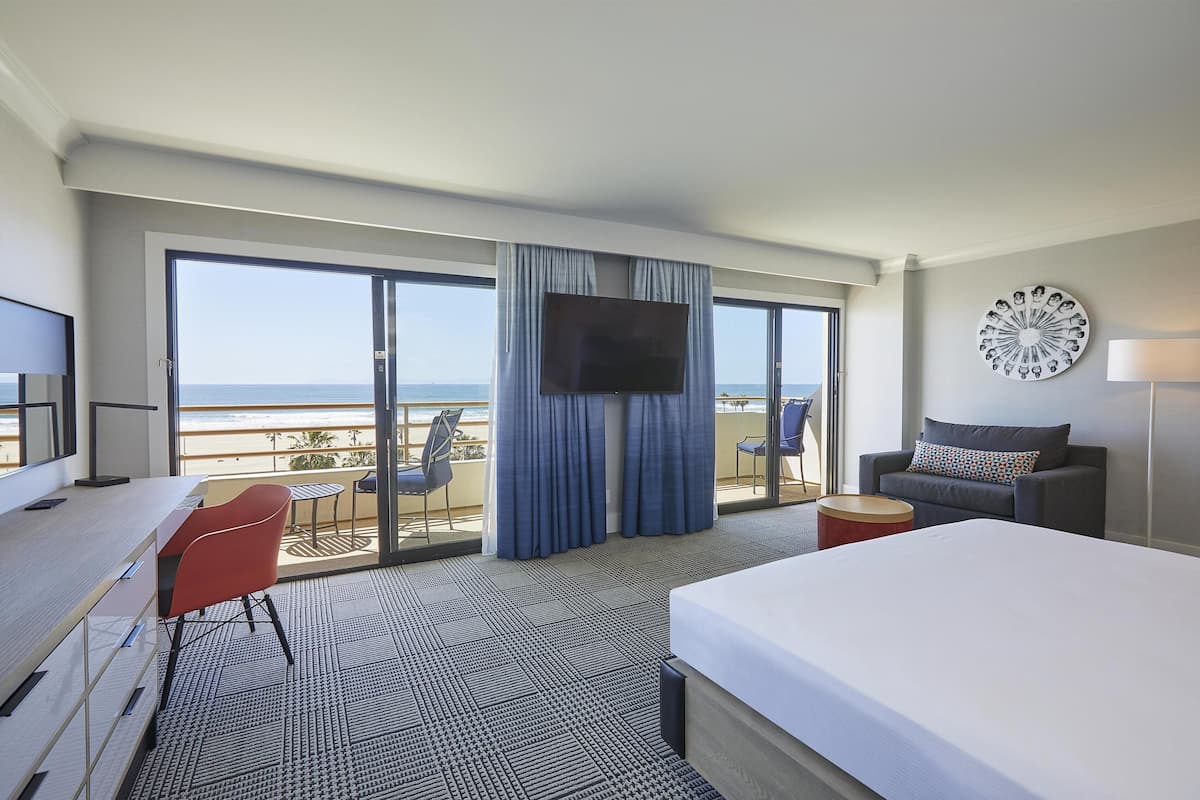 Room, 1 King Bed, Oceanfront (Huntington Tower) | View from room