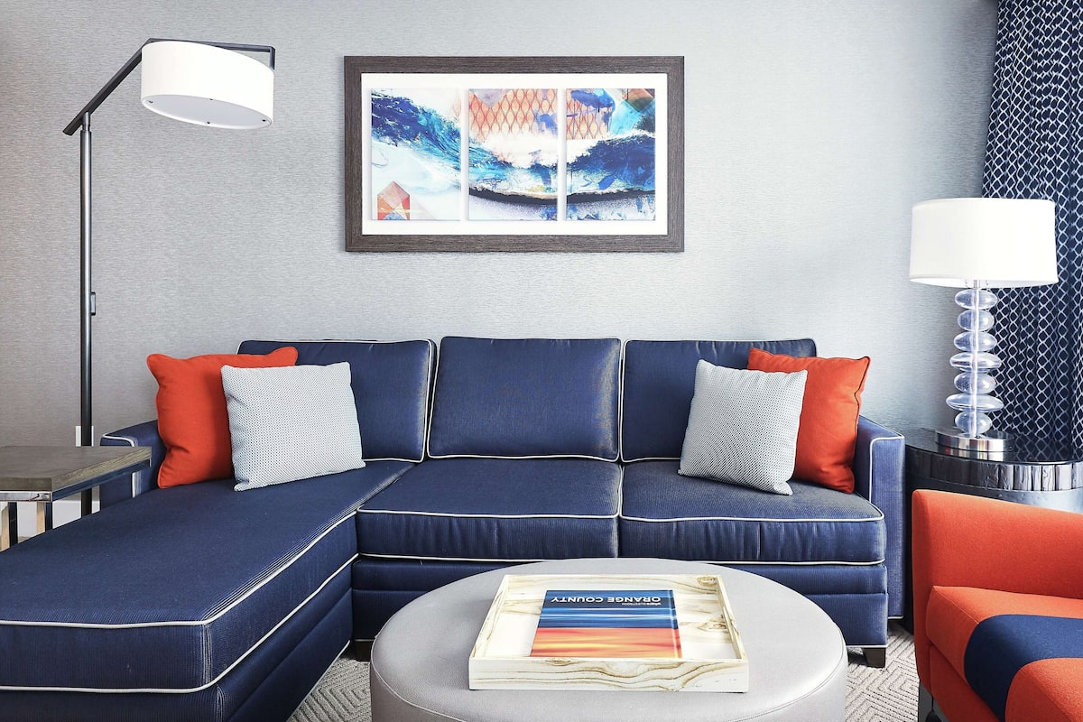 42-inch flat-screen TV with cable channels, TV, iPod dock