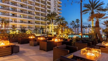 3 restaurants, breakfast, lunch, dinner served; Mexican cuisine