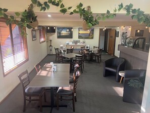 Cafe