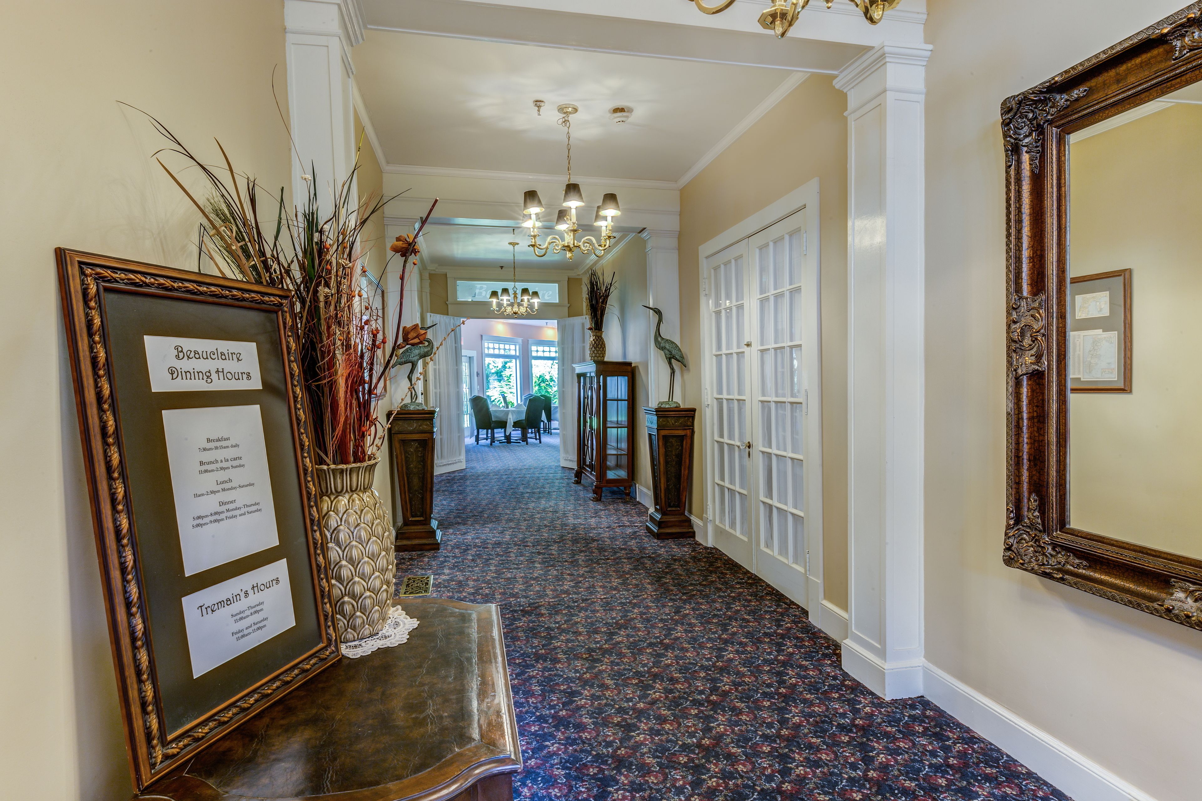 2 restaurants, breakfast served