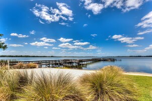 Playa privada, paseos en botes a motor, bote de remos, pesca