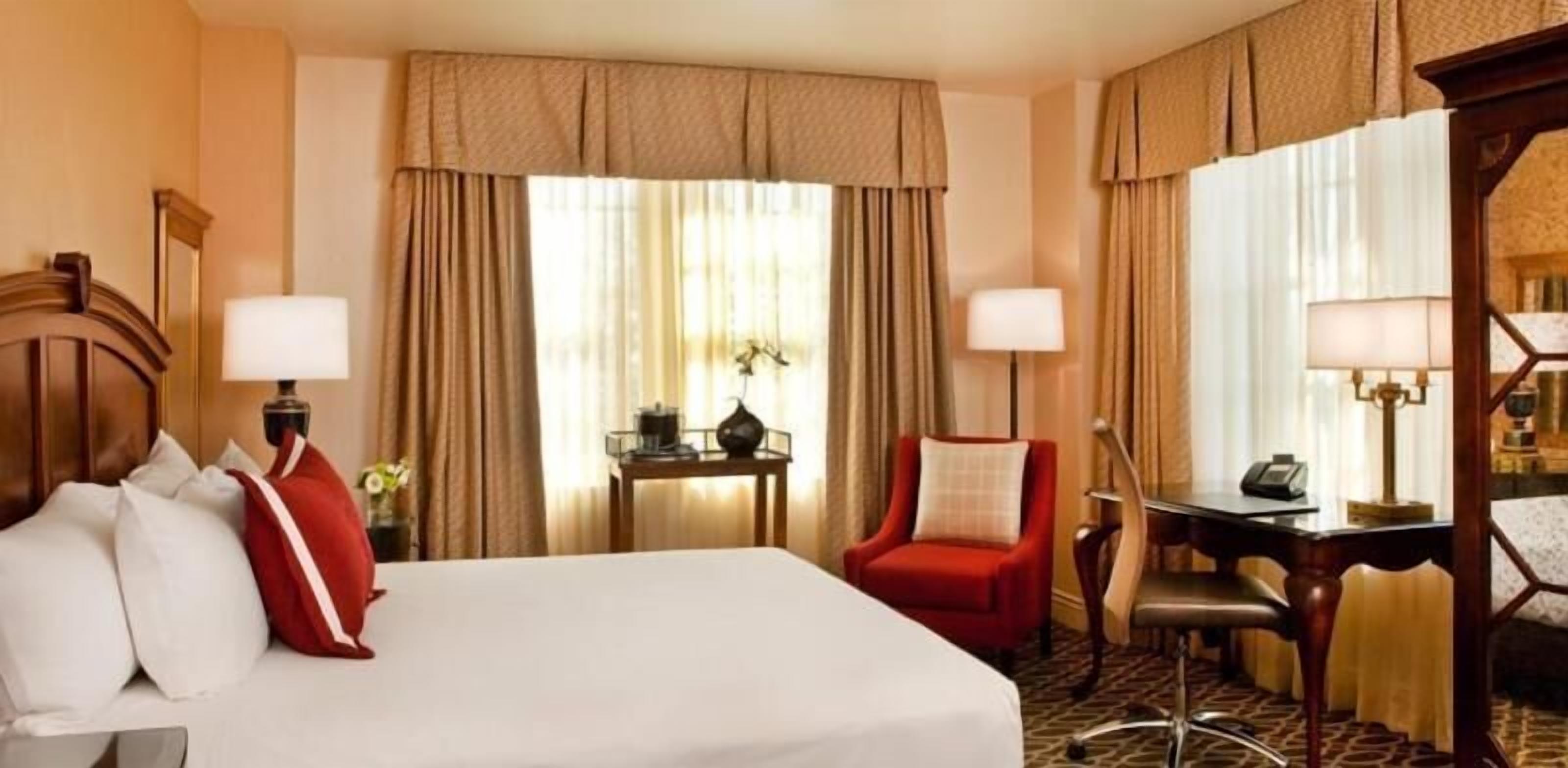 Egyptian cotton sheets, premium bedding, pillowtop beds, in-room safe