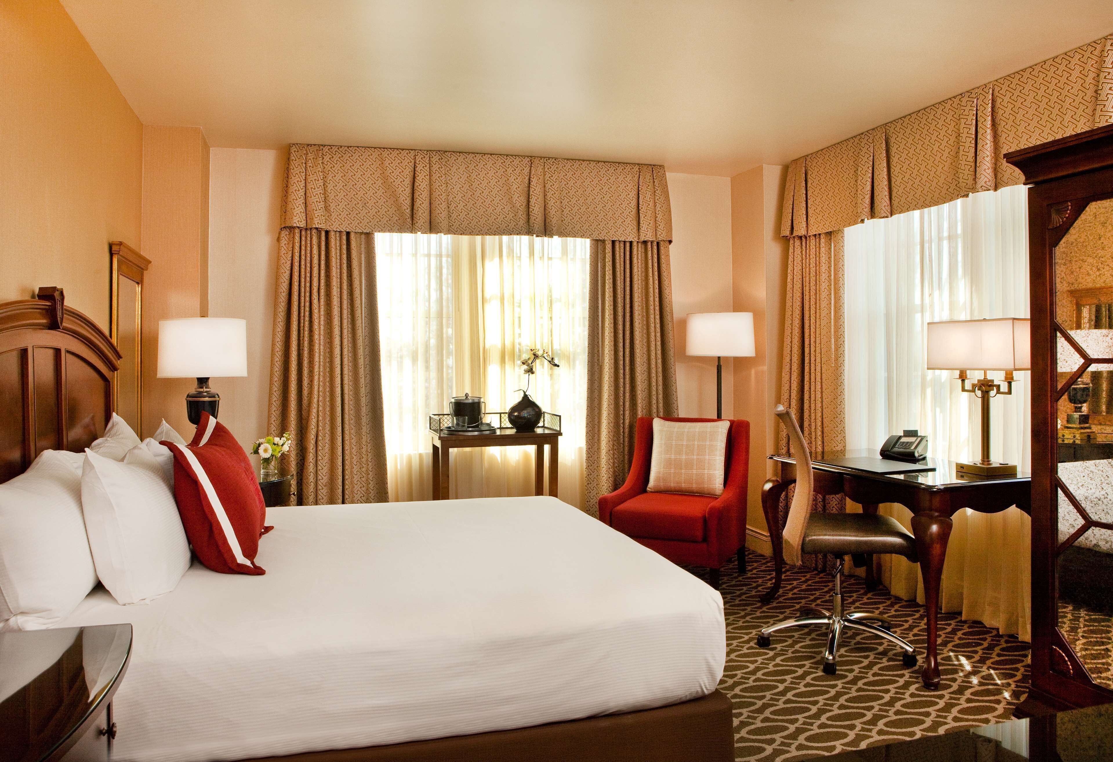 Egyptian cotton sheets, premium bedding, pillowtop beds, in-room safe