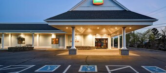 Courtyard By Marriott Cape Cod Hyannis